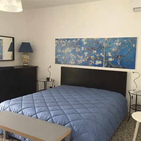 Viadelmare Bed & Breakfast *