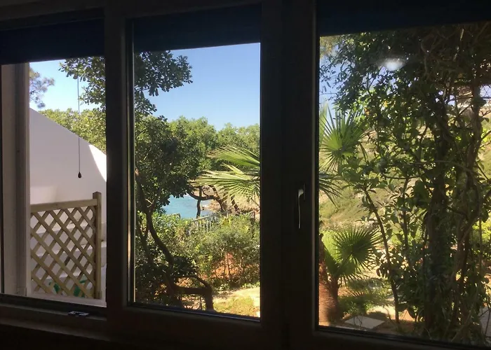 Viadelmare Bed & Breakfast Patù