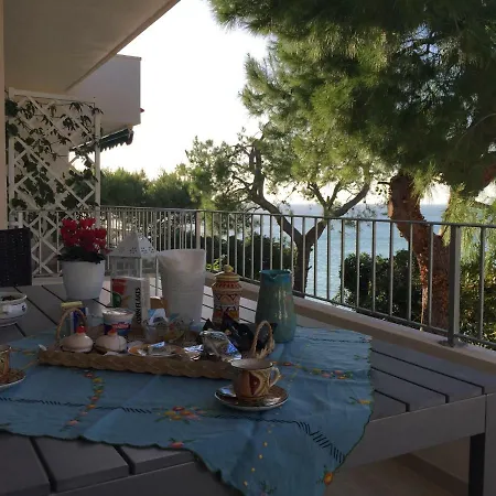 Viadelmare Bed & Breakfast *