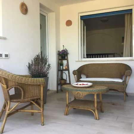 Bed & Breakfast Viadelmare Patu
